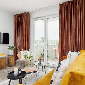 With Balcony, Private Parking - Bagry - Goszczynskiego 1 Apartament